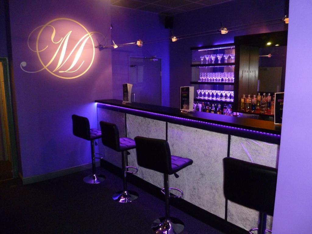Inn Manhattans